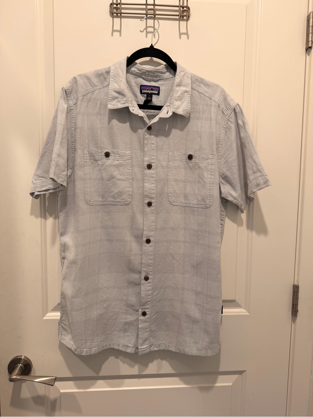 Patagonia Mens Gray Plaid Check Short Sleeve Button
Up Casual Shirt Size L